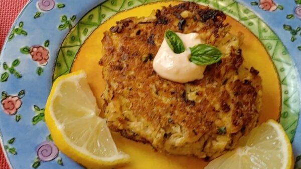 Salmon Cakes - Easy & Low Carb