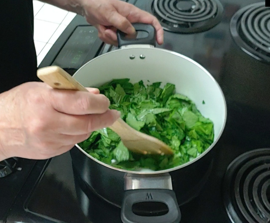 Southern Mustard Greens Cooking With Denise   Mustard4 